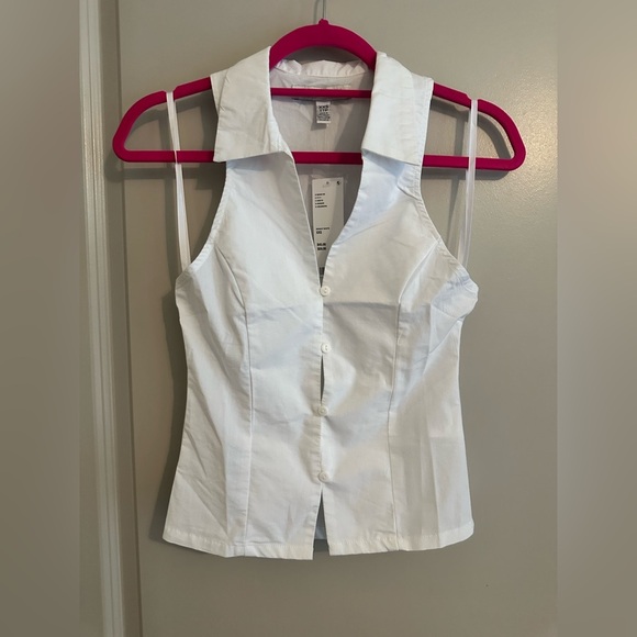 UO Party Girl Cotton-Blend Button Down Sleeveless Shirt - Picture 3 of 5